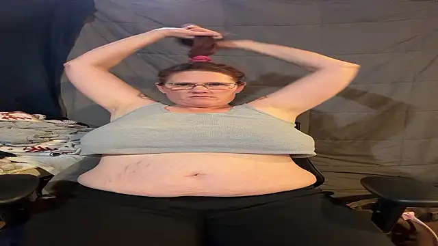 naughtywifenxtdoor online show from 11/15/25, 08:38