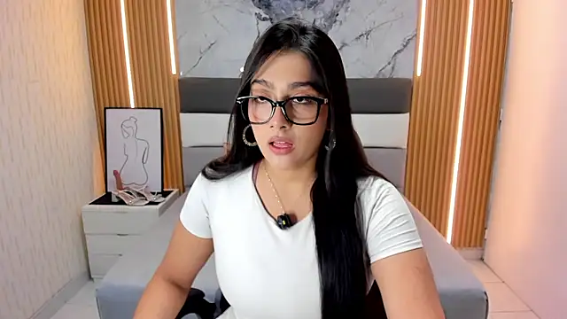 Alyssapark online show from 12/04/25, 07:00