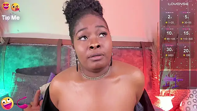 zoe 23  online show from 02/01/25, 04:11