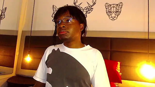 candy lovee69 online show from 02/20/25, 10:26