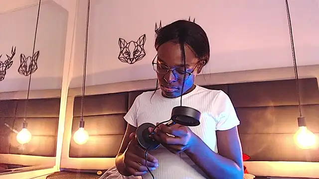 Snapshot of candy_lovee69 chatting on 03/27/26, 06:18 candy lovee69 online show from 03/27/26, 06:18