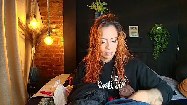 sahra taylor  online show from 06/24/26, 01:43