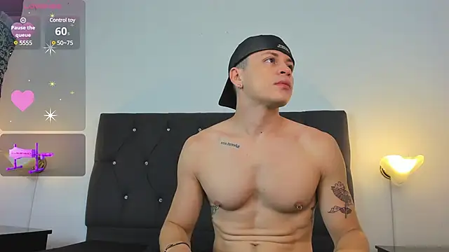 Snapshot of Angel_Cuervo chatting on 02/05/25, 12:49 Angel Cuervo online show from 02/05/25, 12:49