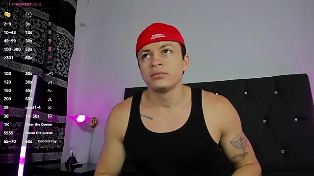 Snapshot of Angel_Cuervo chatting on 03/18/25, 11:52 Angel Cuervo online show from 03/18/25, 11:52