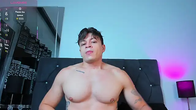Snapshot of Angel_Cuervo chatting on 05/27/26, 12:46 Angel Cuervo online show from 05/27/26, 12:46