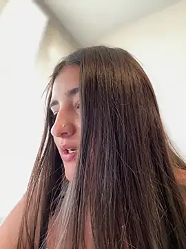 AhriCutte online show from 03/21/25, 09:01