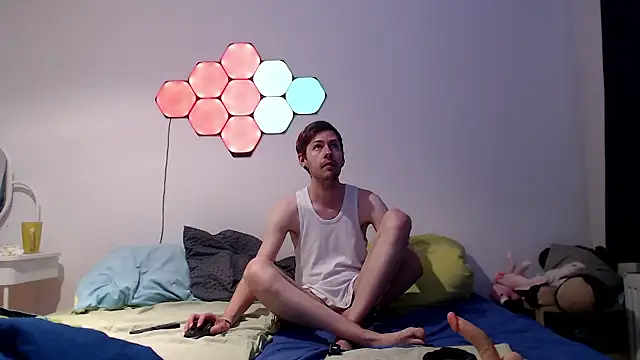 Snapshot of jonny-bisexual chatting on 01/09/26, 09:16 jonny-bisexual online show from 01/09/26, 09:16