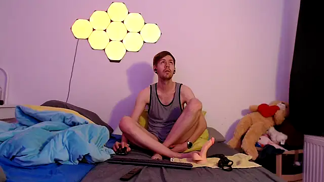 Snapshot of jonny-bisexual chatting on 03/07/26, 09:45 jonny-bisexual online show from 03/07/26, 09:45