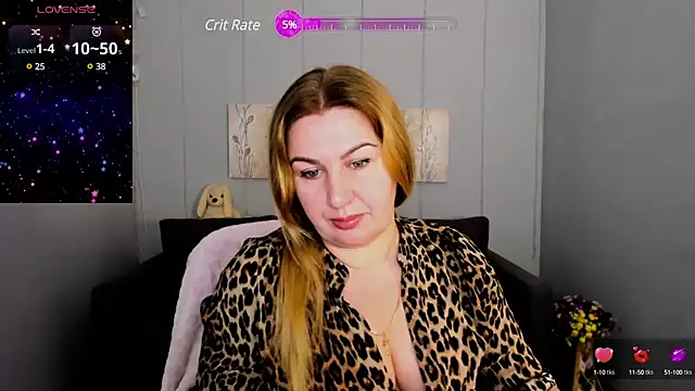 Snapshot of Lili_Crossi chatting on 12/05/24, 06:32 Lili Crossi online show from 12/05/24, 06:32