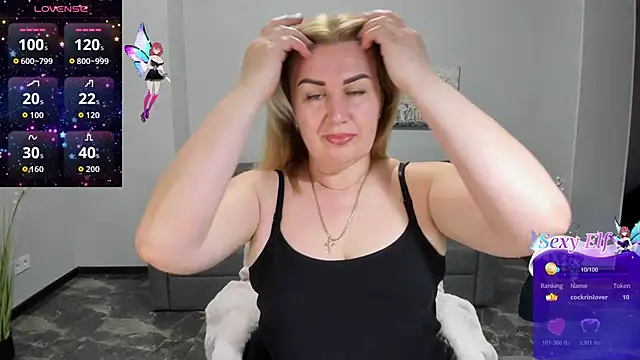 Lili Crossi online show from 06/11/26, 05:49