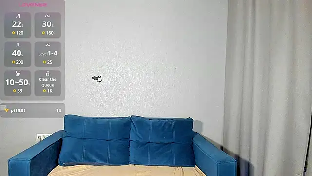 Miss you kiss online show from 12/11/24, 12:55