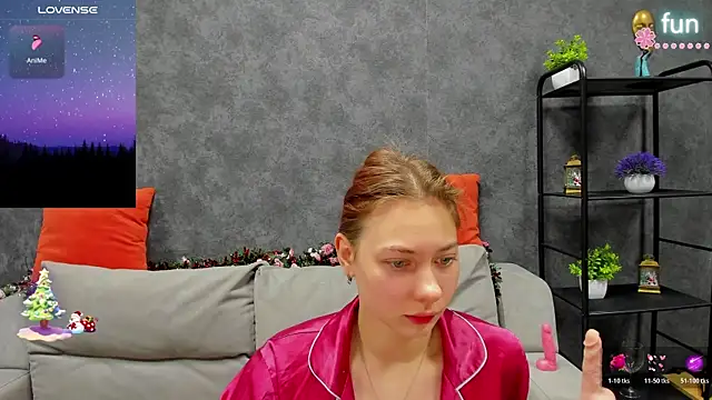 Snapshot of Miss_you_kiss chatting on 01/09/26, 12:57 Miss you kiss online show from 01/09/26, 12:57