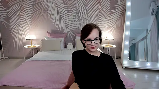 StellaGloww online show from 02/01/25, 02:56