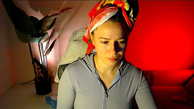 Snapshot of M_Sensual chatting on 02/01/26, 04:11 M Sensual online show from 02/01/26, 04:11