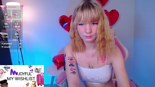 Linablueeyed online show from 03/11/25, 11:23