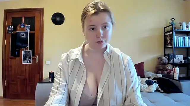 Snapshot of LillyDepp chatting on 04/08/26, 12:38 LillyDepp online show from 04/08/26, 12:38