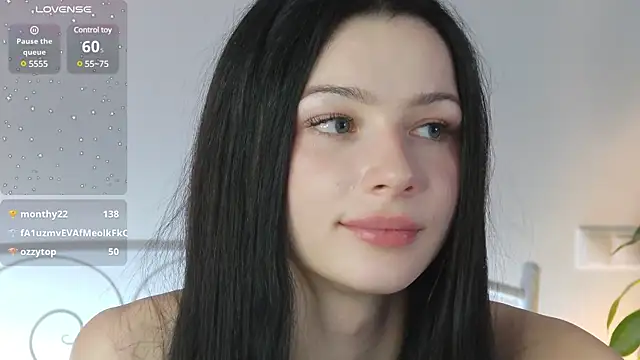 Snapshot of CherryJ_ chatting on 01/22/25, 02:14 CherryJ online show from 01/22/25, 02:14