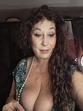 GypsyEsmeralda online show from 12/03/25, 04:31