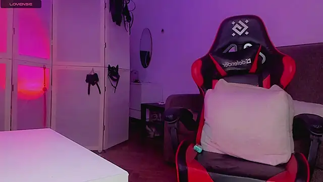 MarryTheBestCherry online show from 12/08/24, 05:22