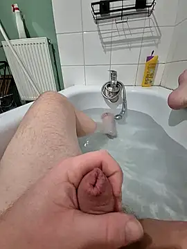 Snapshot of Ragnar-59 chatting on 01/03/25, 07:38 Ragnar-59 online show from 01/03/25, 07:38