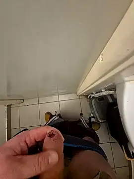 Snapshot of Ragnar-59 chatting on 02/27/25, 12:34 Ragnar-59 online show from 02/27/25, 12:34