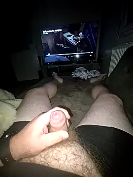 Snapshot of Ragnar-59 chatting on 10/20/25, 10:54 Ragnar-59 online show from 10/20/25, 10:54