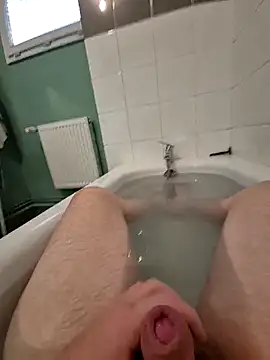 Snapshot of Ragnar-59 chatting on 11/12/25, 08:48 Ragnar-59 online show from 11/12/25, 08:48