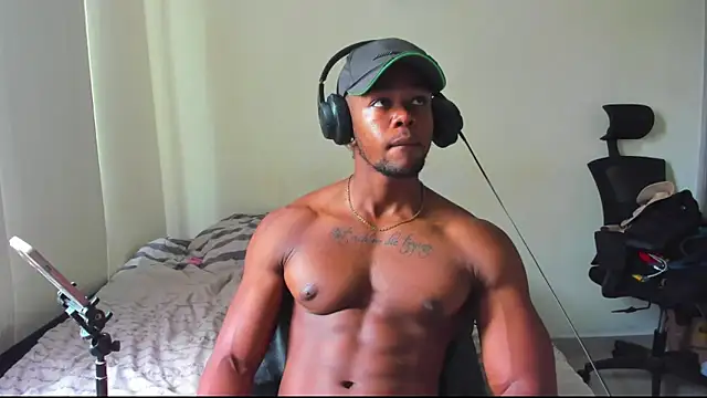 AdonisKnight online show from 09/30/25, 05:07