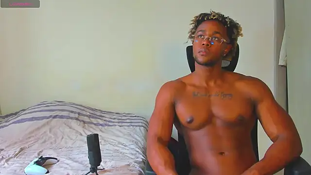 AdonisKnight online show from 10/23/25, 10:08