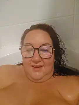 Snapshot of Bekahblows chatting on 10/12/25, 09:14 Bekahblows online show from 10/12/25, 09:14