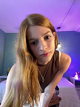 Snapshot of Nora_Vennucci chatting on 04/11/26, 10:03 Nora Vennucci online show from 04/11/26, 10:03