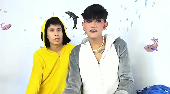 Snapshot of andrew_uwu_ chatting on 12/15/24, 01:02 andrew uwu online show from 12/15/24, 01:02