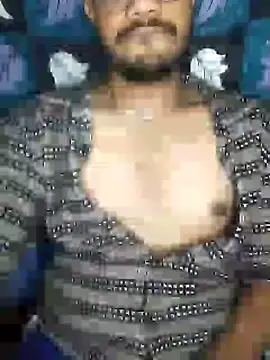 Snapshot of yourfitguy chatting on 12/03/24, 04:50 yourfitguy online show from 12/03/24, 04:50