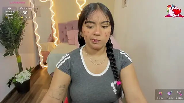 kendra tay online show from 01/31/25, 03:41