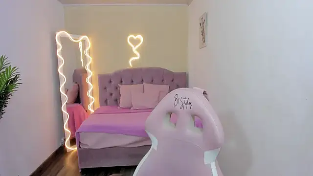 kendra tay online show from 02/10/25, 03:03