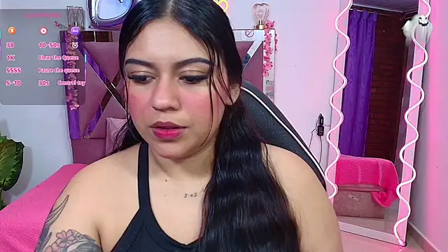 kendra tay online show from 11/08/25, 03:29