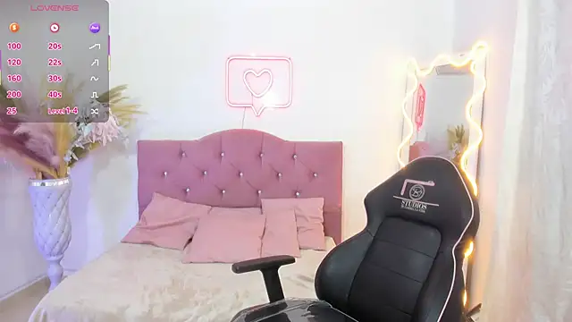 kendra tay online show from 11/28/25, 03:31