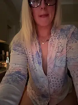 Barbie 26 online show from 03/16/25, 10:09