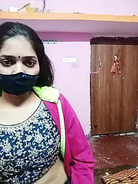 Snapshot of Cute-Simmi chatting on 12/25/24, 07:46 Cute-Simmi online show from 12/25/24, 07:46