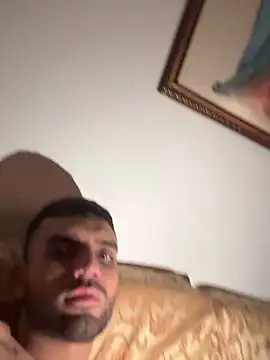 Snapshot of Daddyrich_632 chatting on 01/18/26, 07:34 Daddyrich 632 online show from 01/18/26, 07:34