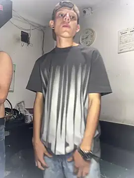 Snapshot of Daddyrich_632 chatting on 02/14/26, 06:43 Daddyrich 632 online show from 02/14/26, 06:43