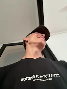 Snapshot of Daddyrich_632 chatting on 03/02/26, 11:28 Daddyrich 632 online show from 03/02/26, 11:28