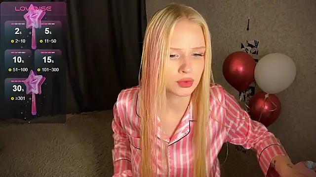 lisa barbie online show from 12/19/24, 04:02