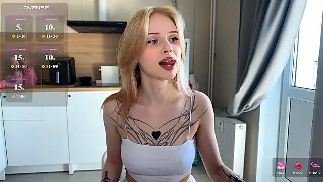 lisa barbie online show from 05/06/26, 09:03