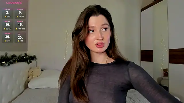 Snapshot of tender_babyy chatting on 12/20/24, 02:38 tender babyy online show from 12/20/24, 02:38