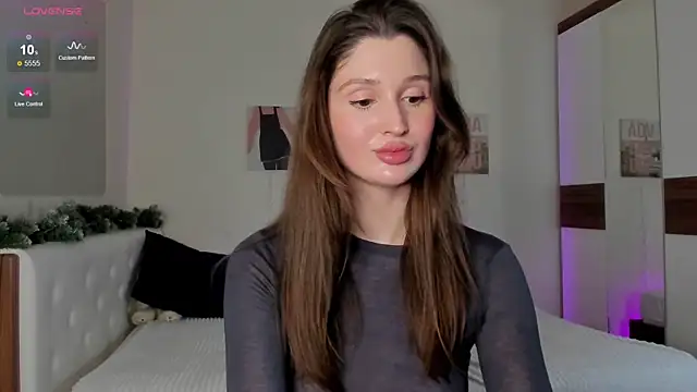 Snapshot of tender_babyy chatting on 01/10/25, 02:13 tender babyy online show from 01/10/25, 02:13