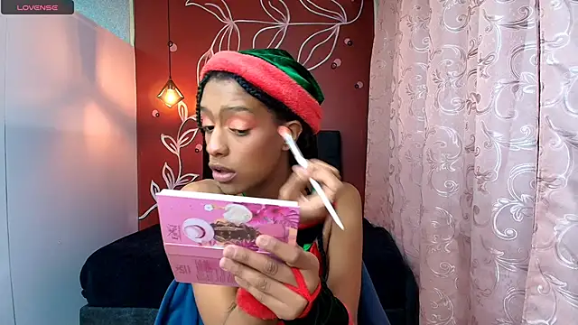 Zia Green online show from 12/24/24, 11:17