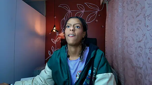 Zia Green online show from 02/11/25, 12:16