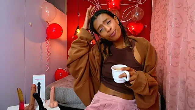 Zia Green online show from 02/15/25, 03:28