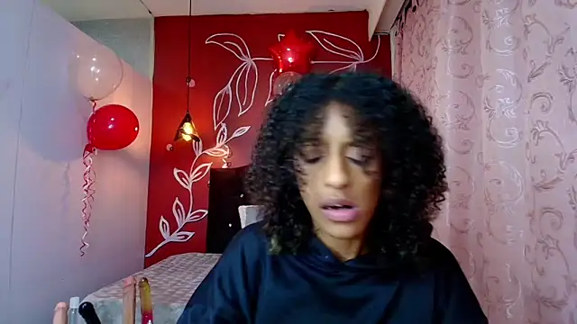 Zia Green online show from 02/19/25, 03:27